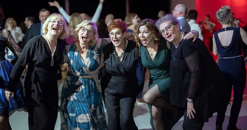 Smolczanie po raz ósmy organizują profesjonalny parafialny bal karnawałowy