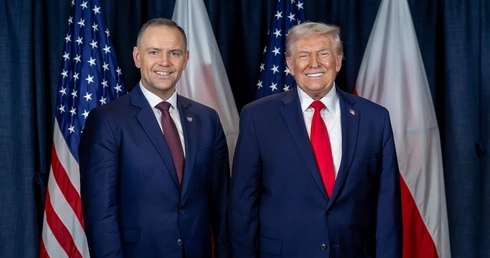 Prezydent Nawrocki spotkał się z prezydentem Trumpem