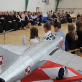 Przywróć głos Niezłomnym, Nieobecnym na lekcjach historii