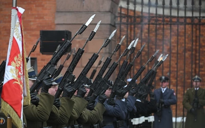 „Imperia upadają, wolność trwa”. Prezydent: suwerenności nigdy nie oddamy