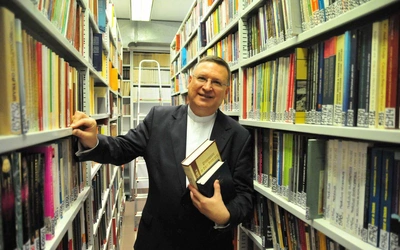 Słowo, które oświetla drogę