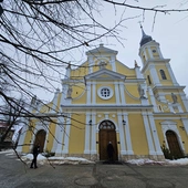 Kard. Dziwisz w Szczucinie