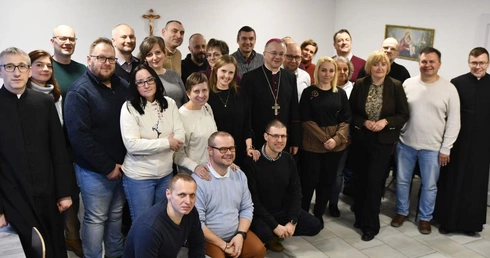 Dzień skupienia diakonów stałych, kandydatów do diakonatu oraz ich małżonek