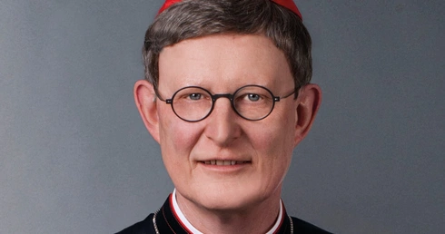 Kard. Rainer Maria Woelki wycofuje się z niemieckiej drogi synodalnej