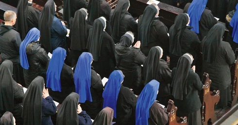 Zakon to nie „gniazdko”. O wymaganiach i sensie życia konsekrowanego