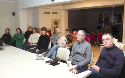 Spotkanie szkoleniowe było ożywioną rozmową i przewidywaniem możliwych scenariuszy.