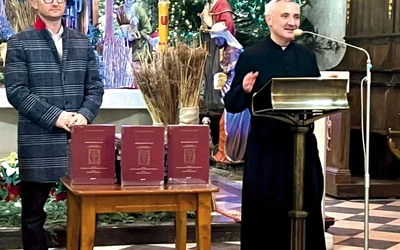 Ojciec Rafał Kupczak OMI podczas prezentacji polskiego wydania Spicilegium.