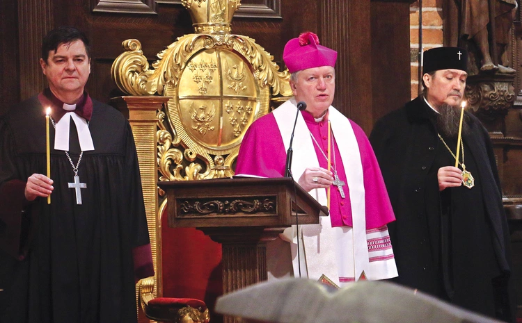   Hierarchowie, duchowni  i wierni różnych wyznań chrześcijańskich spotkali się  na modlitwie.