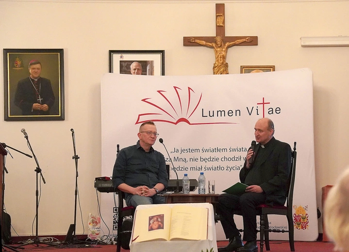  − Słucham tego, co Bóg mówi, czy wynajduję oderwane cytaty, uzasadniające moje idee? – pytali prelegenci.