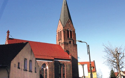 Kościół ewangelicko--augsburski w Kędzierzynie. 