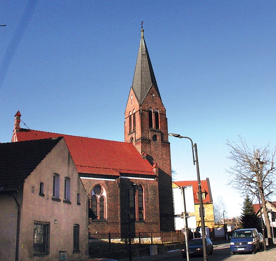 Kościół ewangelicko--augsburski w Kędzierzynie. 