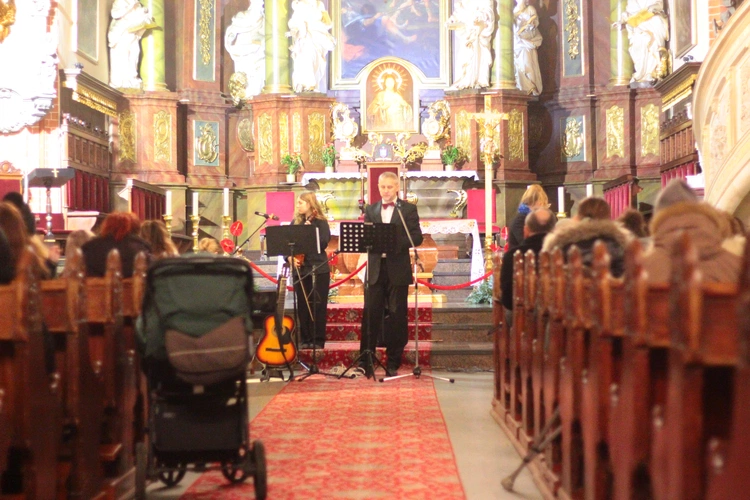 Kolędy z rodzinami zastępczymi