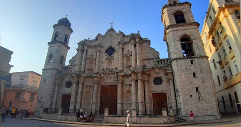 Biskupi Kuby: ryzyko chaosu i przemocy z powodu wstrzymania dostaw ropy