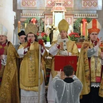 Inscenizacja sakry biskupiej ks. Teodora Kubiny