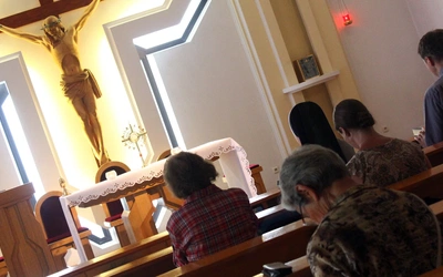 W ciszy, która mówi. Dzień pustyni w Trzebnicy