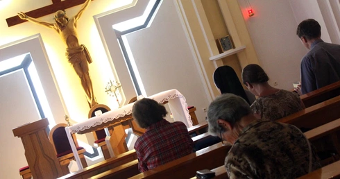 W ciszy, która mówi. Dzień pustyni w Trzebnicy