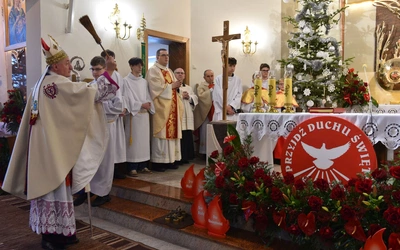 Na poświęconym kamieniu