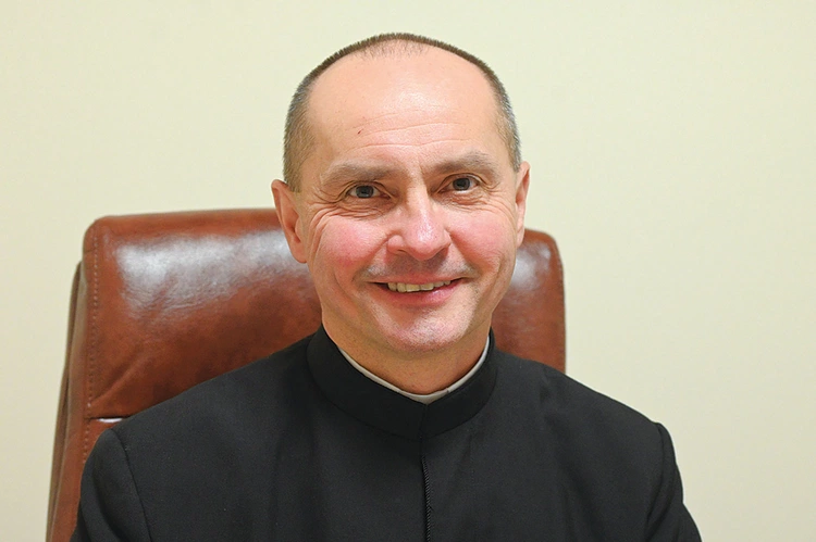 Ks. Maciej Chwarścianek jest proboszczem tutejszej wspólnoty od 2023 r.  