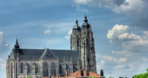 Usiłowano podpalić monumentalną gotycką bazylikę