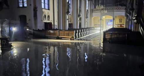 Mysłowice. Zalany Kościół pw. Najświętszego Serca Pana Jezusa