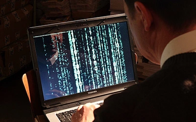 Ktoś podszywa się pod abp. Józefa Kupnego w mailach