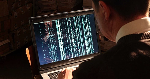 Ktoś podszywa się pod abp. Józefa Kupnego w mailach