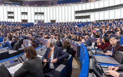 PE poparł utworzenie listy bezpiecznych krajów pochodzenia ws. migracji i azylu