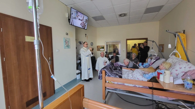 Dzień Chorego 2026. Msza św. w Hospicjum im. św. Jana Pawła II w Żorach