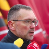 – Ukraińcy nie boją się walczyć w obronie całej Europy, a Polacy nie boją się pomagać. Dziękuję – mówił konsul.