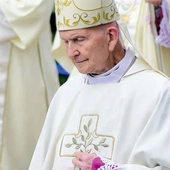 Biskup senior zmarł w 99. roku życia, 76. roku kapłaństwa  i 57. roku biskupstwa.