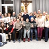 Na spotkanie zaprosiła Diakonia Ewangelizacji Domowego Kościoła, czyli gałęzi rodzinnej Ruchu Światło–Życie. Oby więcej takich propozycji! Warto już teraz pomyśleć o wakacjach. Właśnie ruszyły zapisy m.in. na: Oazę Ewangelizacji oraz nauki tematyczne  – „Komunikacja to most do szczęśliwego małżeństwa”  czy „Umiłować Biblię i Liturgię”. Więcej: lubuskaoaza.pl.