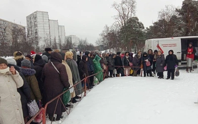 Biskup kijowski: solidarność Polaków to światło w ciemności