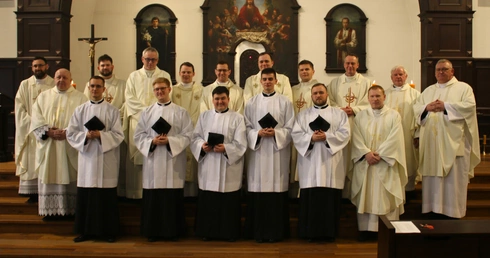 Wyższe Śląskie Seminarium Duchowne. Obłóczyny alumnów III roku