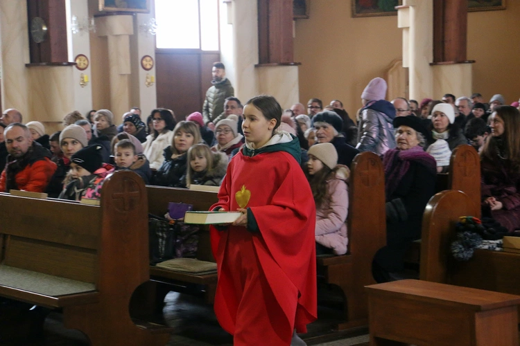 80-lecie istnienia szkoły w Żernikach Wrocławskich - uroczysta Msza św.