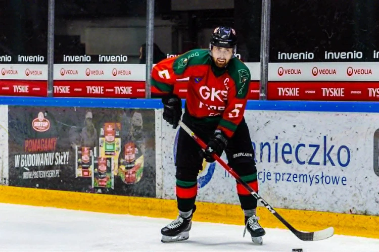 Region. Ostatnia tura ferii zimowych rusza w Polsce. Śląskie Kuratorium Oświaty uruchamia telefon interwencyjny