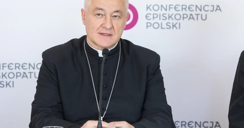 Bp Ważny: milczenie i zakrywanie ran oznaczałoby powolną śmierć Kościoła