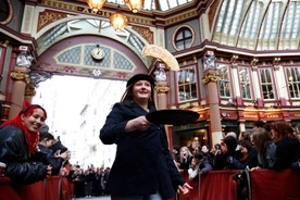 Pobiegli z patelniami