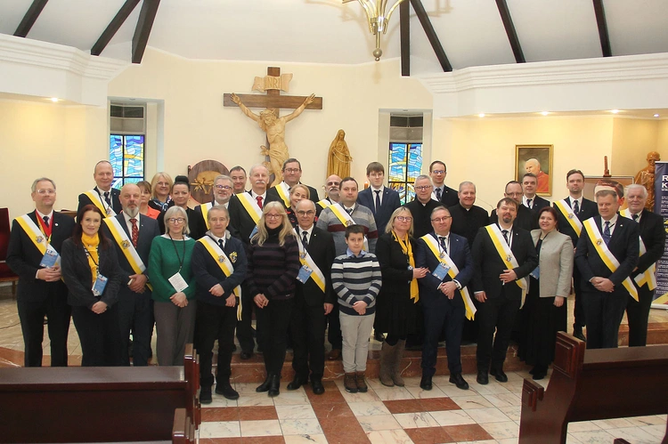 Na wydarzenie w CEF złożyły się Msza św., adoracja, nauczanie, poczęstunek. 