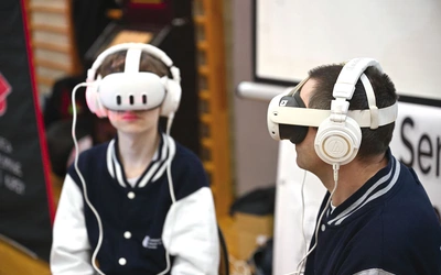 Furorę zrobił wirtualny pokaz Ewangelii w okularach VR. 