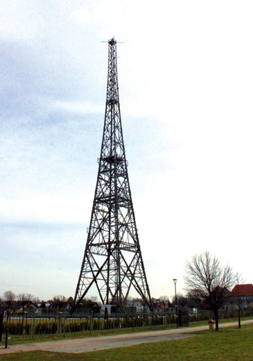 To rozpoznawalny z daleka najbardziej charakterystyczny obiekt architektury miasta.