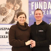 Anna i Piotr Napierajowie prowadzą spotkania przygotowujące do małżeństwa w języku angielskim. – Spotkania z narzeczonymi to dla nas przede wszystkim radość towarzyszenia ludziom, którzy chcą swoją miłość budować na fundamencie wiary – mówią.