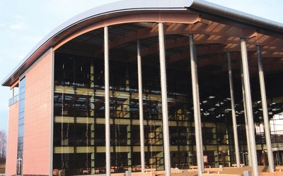 Pod okiem papieża i królowej