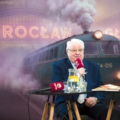 Mieczysław Rzepecki przez długie lata współpracował z duszpasterzem z ul. Bujwida. Organizował m.in. pociągi do Częstochowy dla pielgrzymów jasnogórskich wracających do Wrocławia. Kolejarze do dziś co roku gromadzą się na Eucharystii w rocznicę głodówki w Lokomotywowni PKP Wrocław Główny.