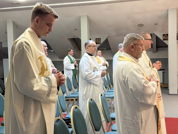 Płock. Rekolekcje kapłańskie