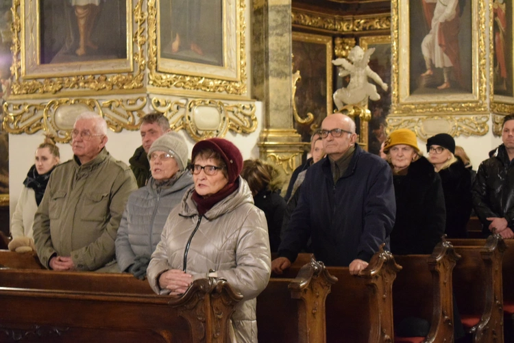 Środa Popielcowa w katedrze