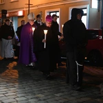 Liturgia stacyjna w Opolu. Procesja do katedry