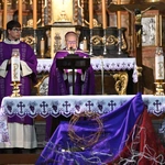 Liturgia stacyjna w Opolu. Procesja do katedry