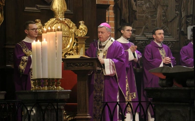 Środa Popielcowa w archikatedrze wrocławskiej 2026