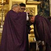 Kard. Ryś: Bóg nie potrafi żyć niepojednany z nami