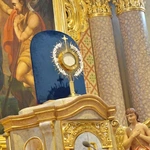 Rozpoczęcie dziennej adoracji Najświętszego Sakramentu w Brennej